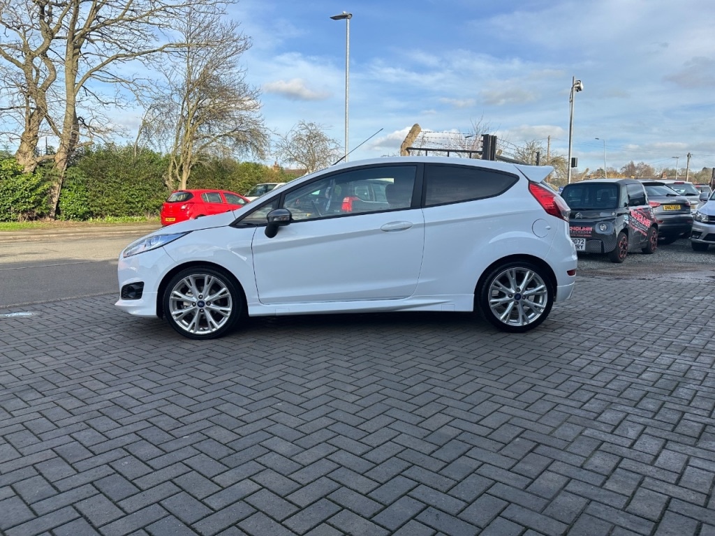 Used Ford Fiesta 2015 for sale - 77287314: Photo 6