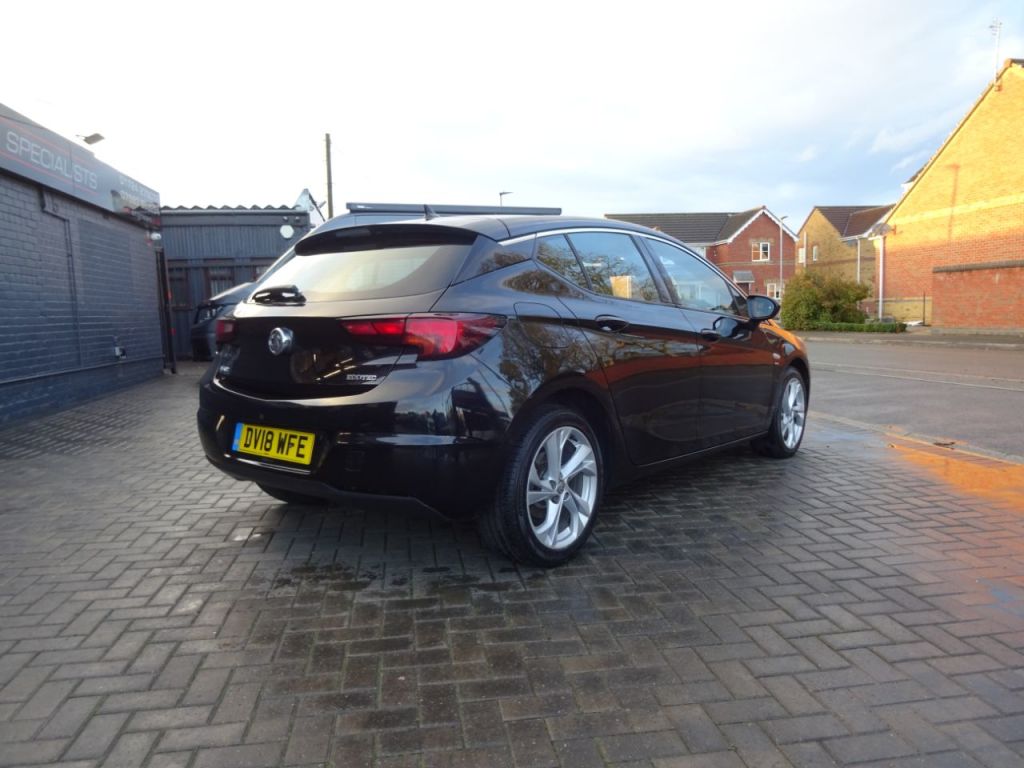 Used Vauxhall Astra 2018 for sale - 76428926: Photo 3