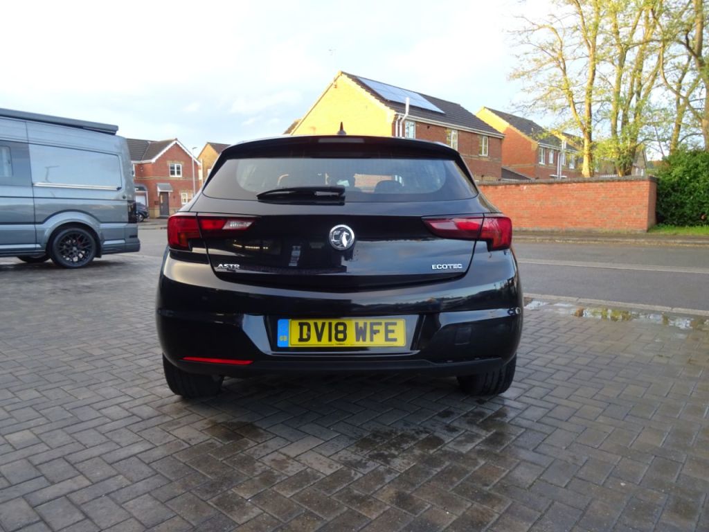 Used Vauxhall Astra 2018 for sale - 76428926: Photo 4