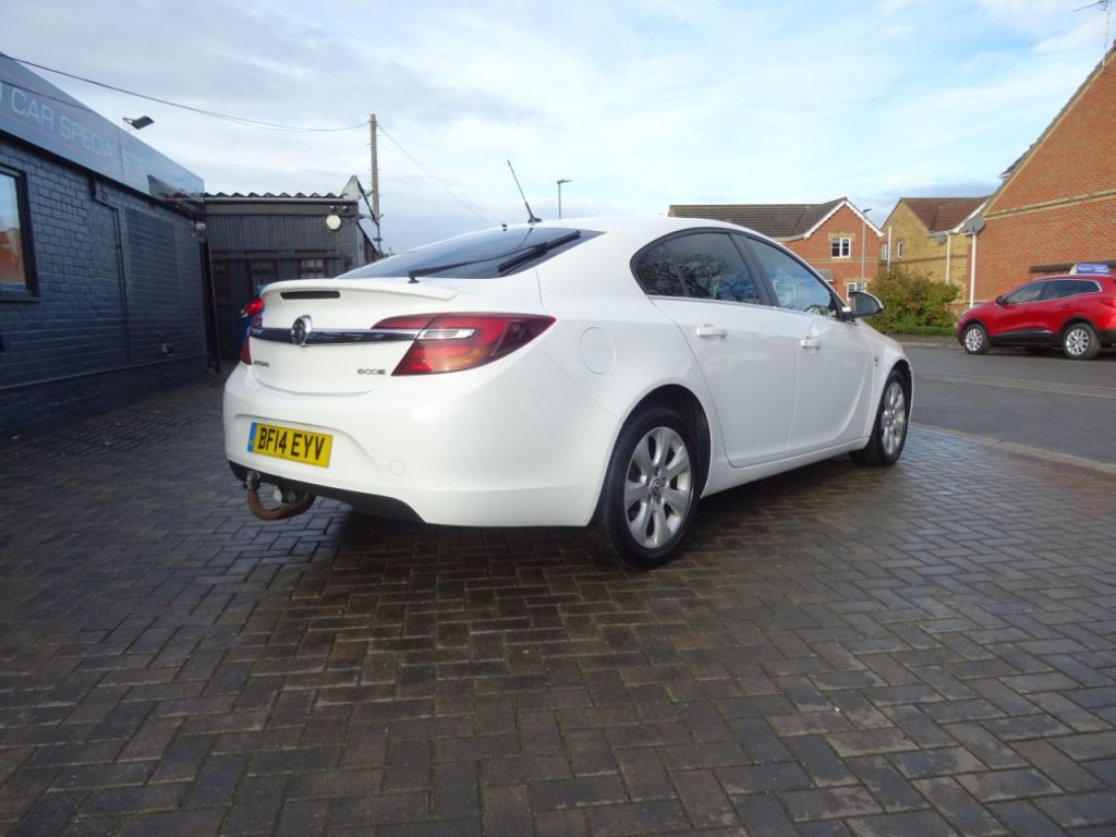 Used Vauxhall Insignia 2014 for sale - 76449460: Photo 3