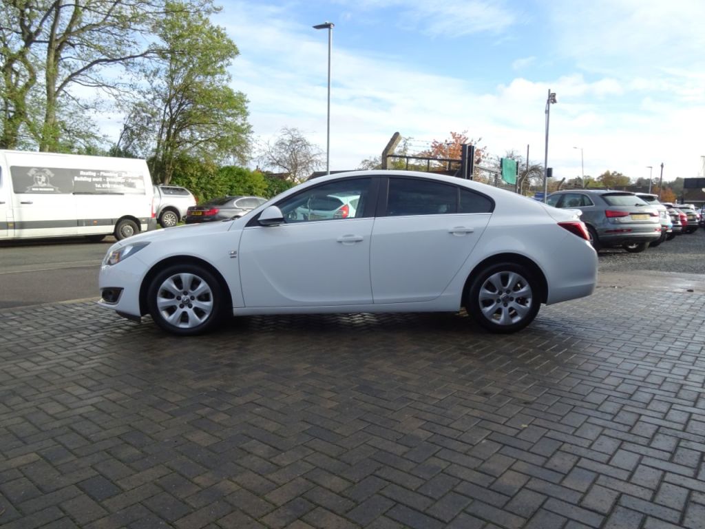 Used Vauxhall Insignia 2014 for sale - 76449460: Photo 6