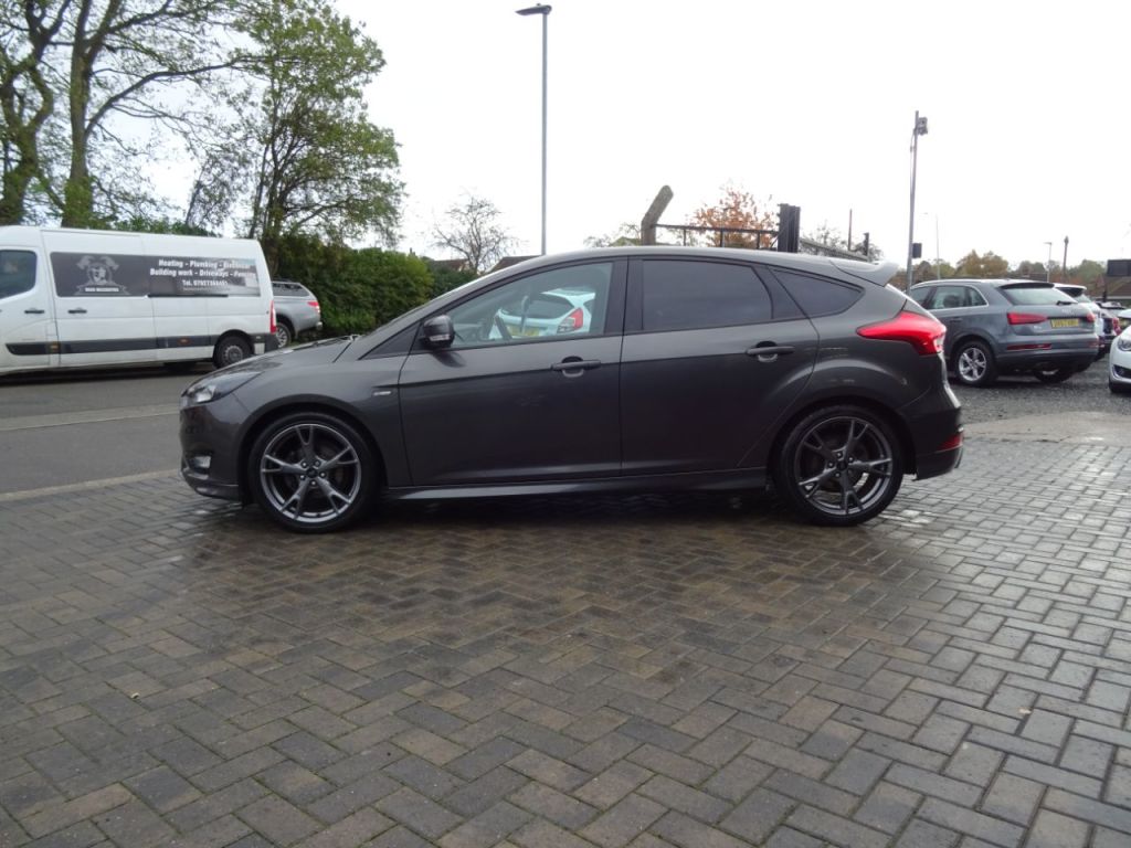 Used Ford Focus 2016 for sale - 76449464: Photo 6