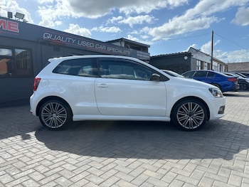 Used Volkswagen Polo 2014 for sale - 78190793: Photo