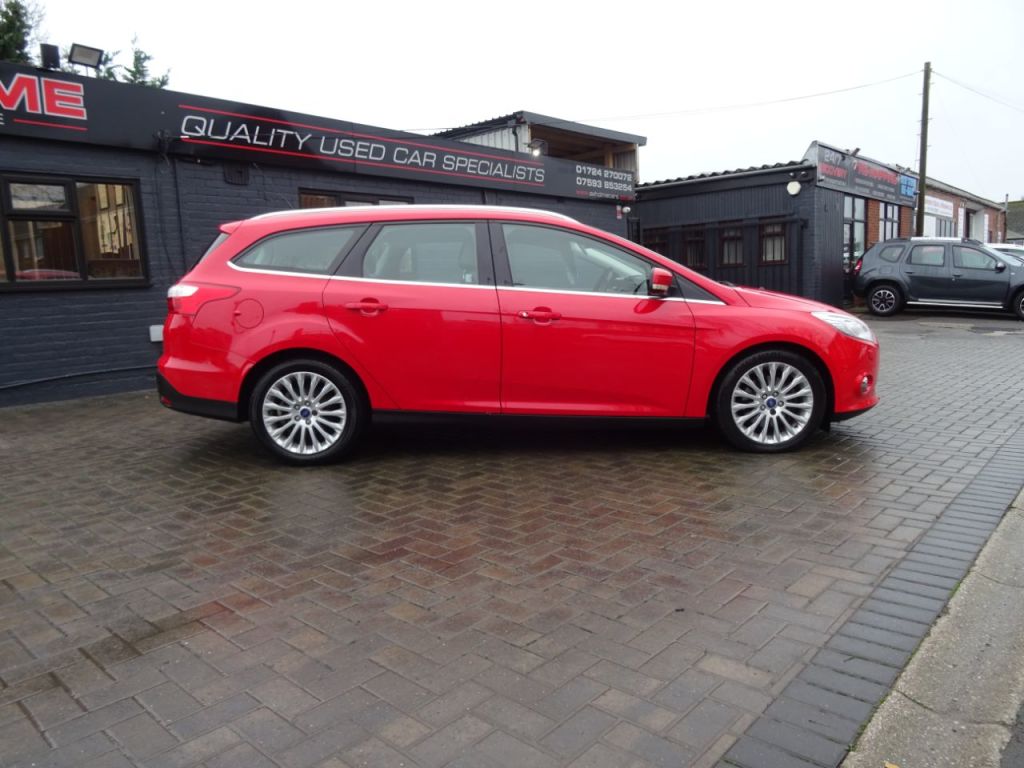 Used Ford Focus 2012 for sale - 76985473: Photo 2