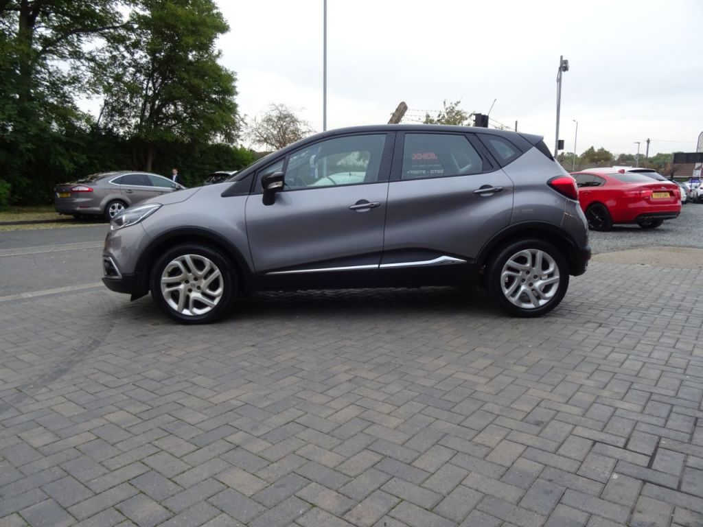 Used Renault Captur 2014 for sale - 76266358: Photo 6