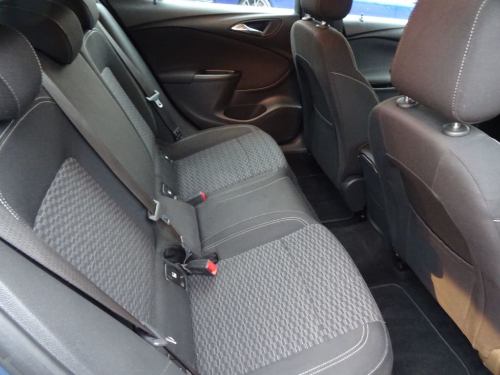 Used Vauxhall Astra 2017 for sale - 77408758: Photo 10