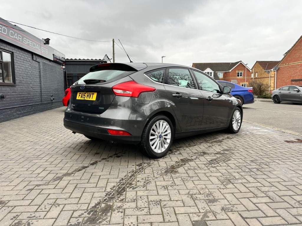 Used Ford Focus 2015 for sale - 77460072: Photo 3