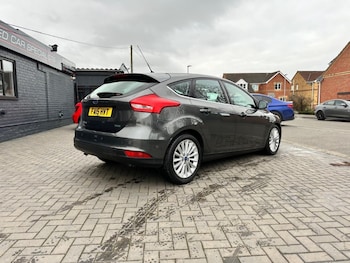 Used Ford Focus 2015 for sale - 77460072: Photo