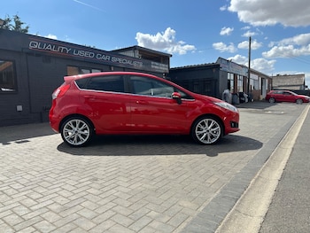 Used Ford Fiesta 2016 for sale - 79365642: Photo