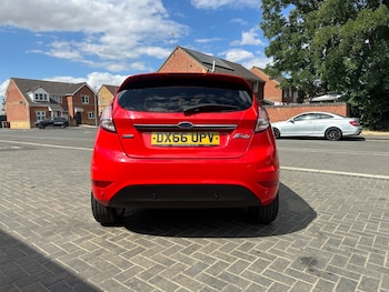 Used Ford Fiesta 2016 for sale - 79365642: Photo