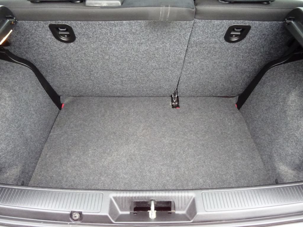 Used Fiat Punto 2016 for sale - 76558332: Photo 11