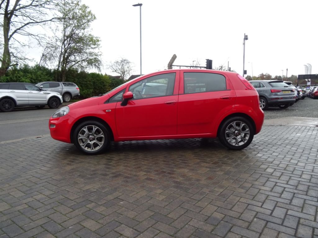 Used Fiat Punto 2016 for sale - 76558332: Photo 6