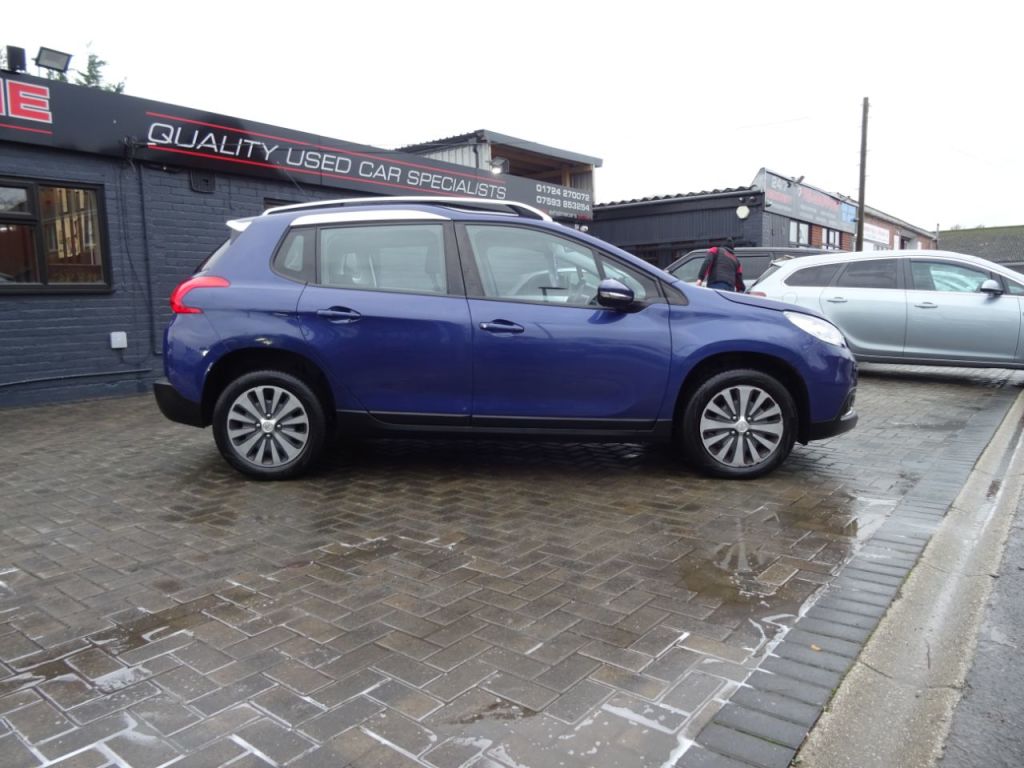 Used Peugeot 2008 2015 for sale - 76949532: Photo 2