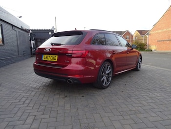 Used Audi A4 2017 for sale - 76367113: Photo