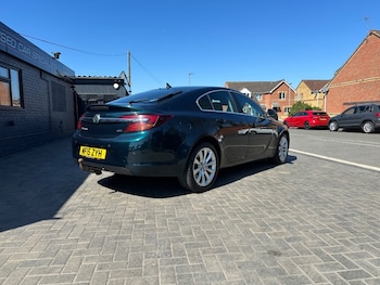 Used Vauxhall Insignia 2015 for sale - 78329903: Photo