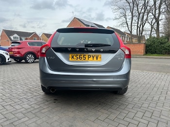 Used Volvo V60 2015 for sale - 77555202: Photo