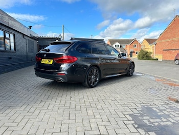 Used BMW 5 Series 2017 for sale - 77789621: Photo