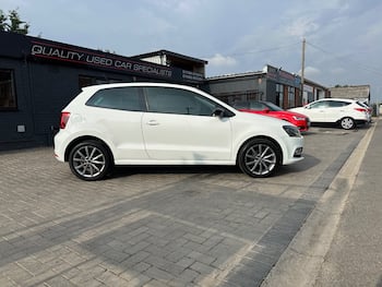 Used Volkswagen Polo 2014 for sale - 79653821: Photo