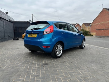 Used Ford Fiesta 2016 for sale - 79209410: Photo
