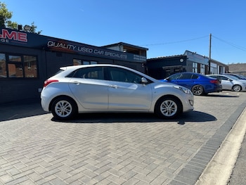 Used Hyundai i30 2015 for sale - 78256092: Photo