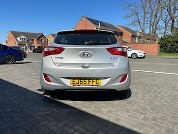 Used Hyundai i30 2015 for sale - 78256092: Photo