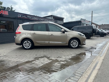 Used Renault Grand Scenic 2016 for sale - 78733216: Photo