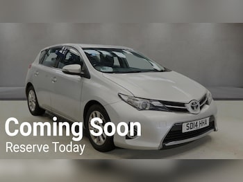 Used Toyota Auris 2014 for sale - 77845102: Photo