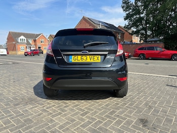 Used Ford Fiesta 2014 for sale - 79365637: Photo