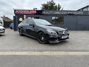 Used Mercedes-Benz E Class 2015 for sale - 79762639: Photo