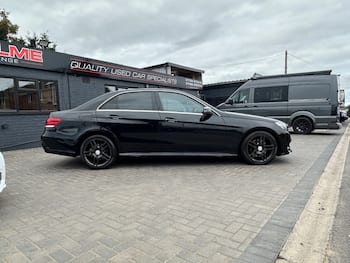 Used Mercedes-Benz E Class 2015 for sale - 79762639: Photo