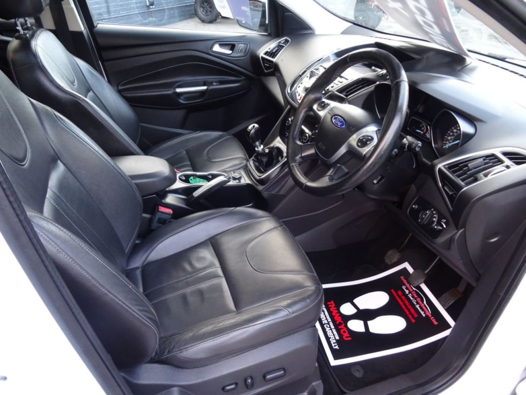 Used Ford Kuga 2014 for sale - 76909654: Photo 9