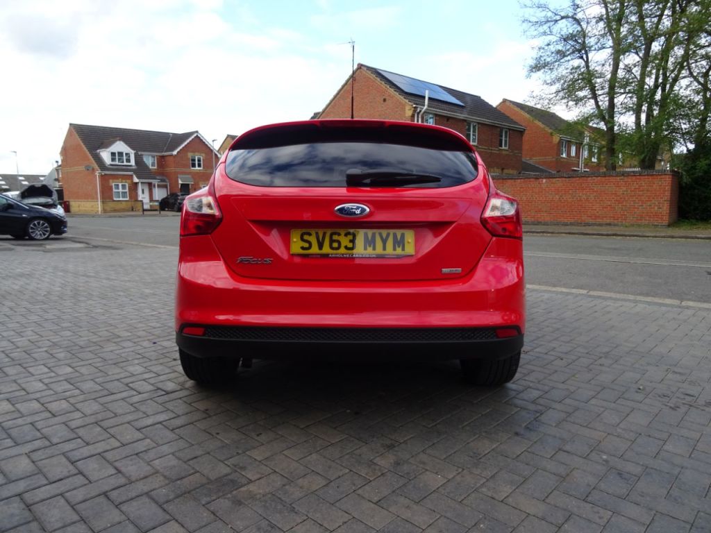 Used Ford Focus 2013 for sale - 76352331: Photo 4