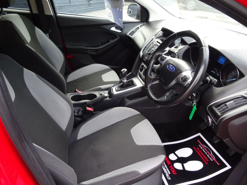 Used Ford Focus 2013 for sale - 76352331: Photo 9