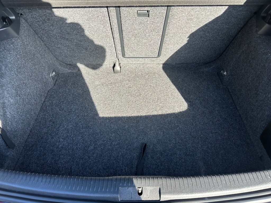 Used Volkswagen Golf 2009 for sale - 77915931: Photo 11