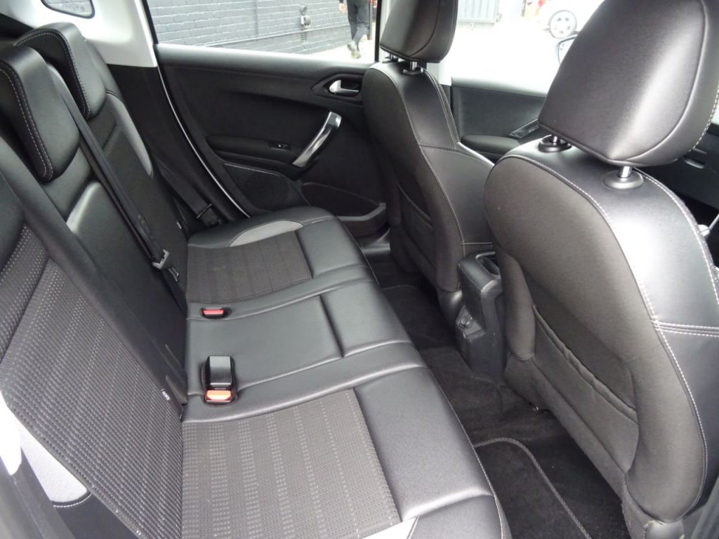 Used Peugeot 2008 2016 for sale - 76068205: Photo 10