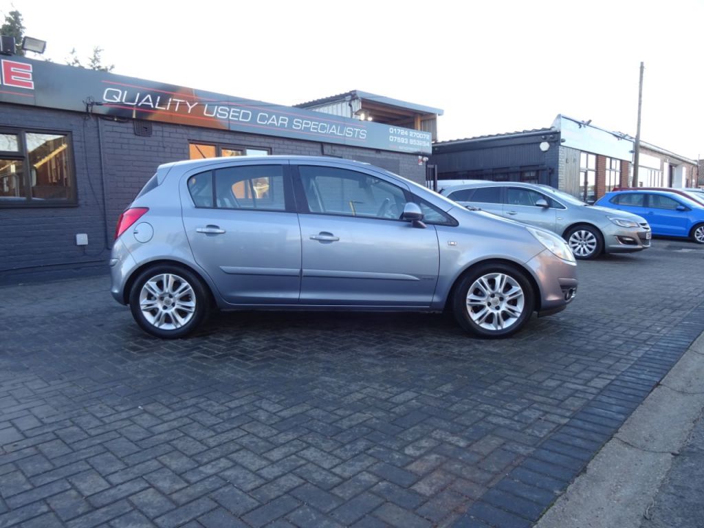 Used Vauxhall Corsa 2007 for sale - 77107092: Photo 2