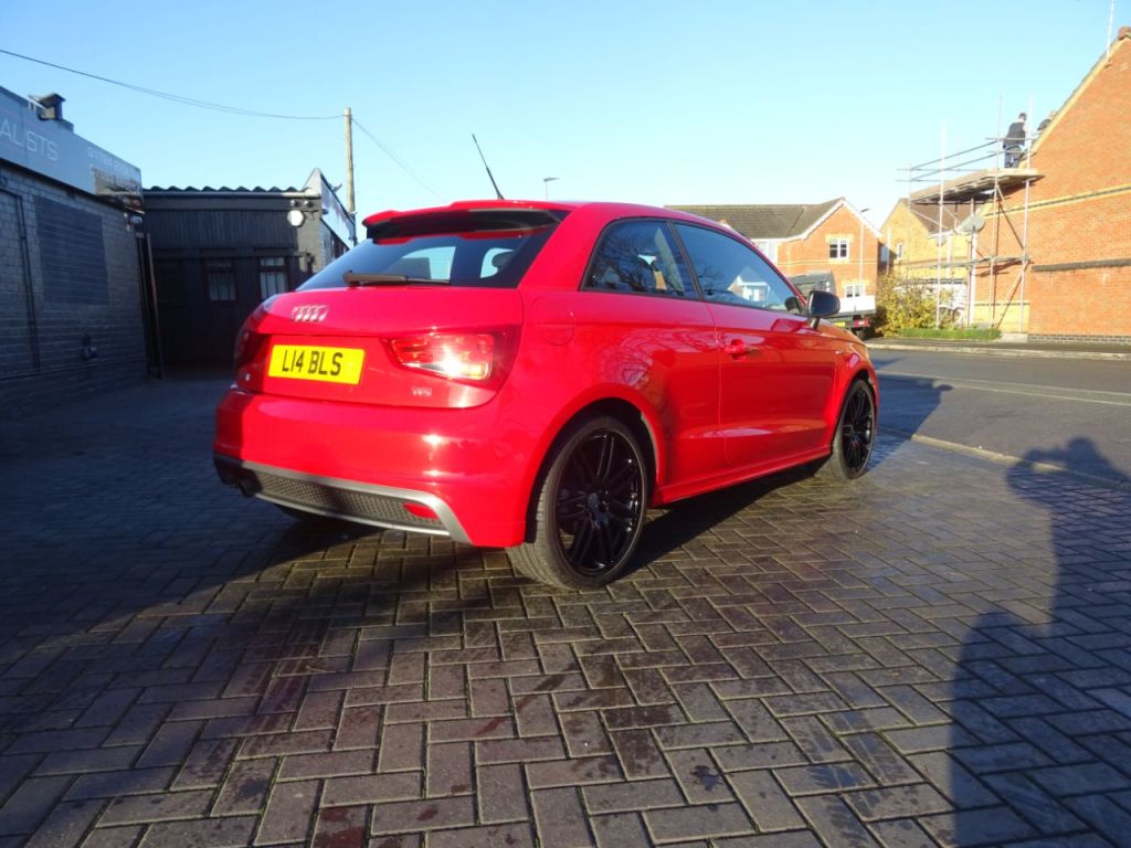 Used Audi A1 2011 for sale - 76782845: Photo 3