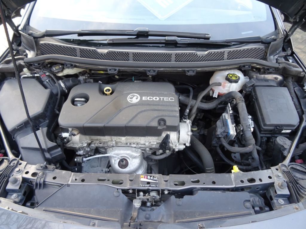 Used Vauxhall Astra 2016 for sale - 76807347: Photo 12