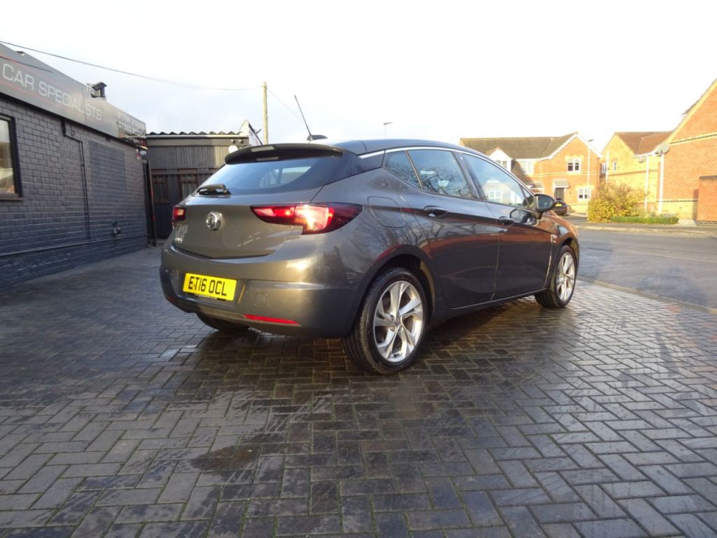 Used Vauxhall Astra 2016 for sale - 76807347: Photo 3