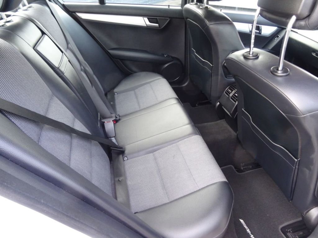 Used Mercedes-Benz C Class 2013 for sale - 77200642: Photo 10