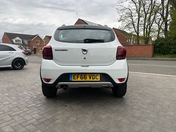 Used Dacia Sandero Stepway 2016 for sale - 78425493: Photo