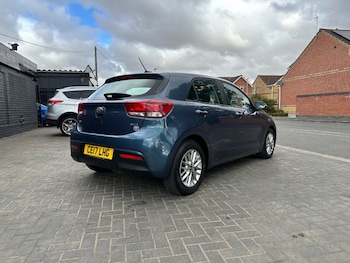 Used Kia Rio 2017 for sale - 79417544: Photo