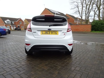 Used Ford Fiesta 2013 for sale - 77171490: Photo