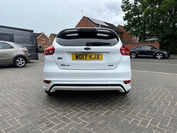 Used Ford Focus 2017 for sale - 78874452: Photo