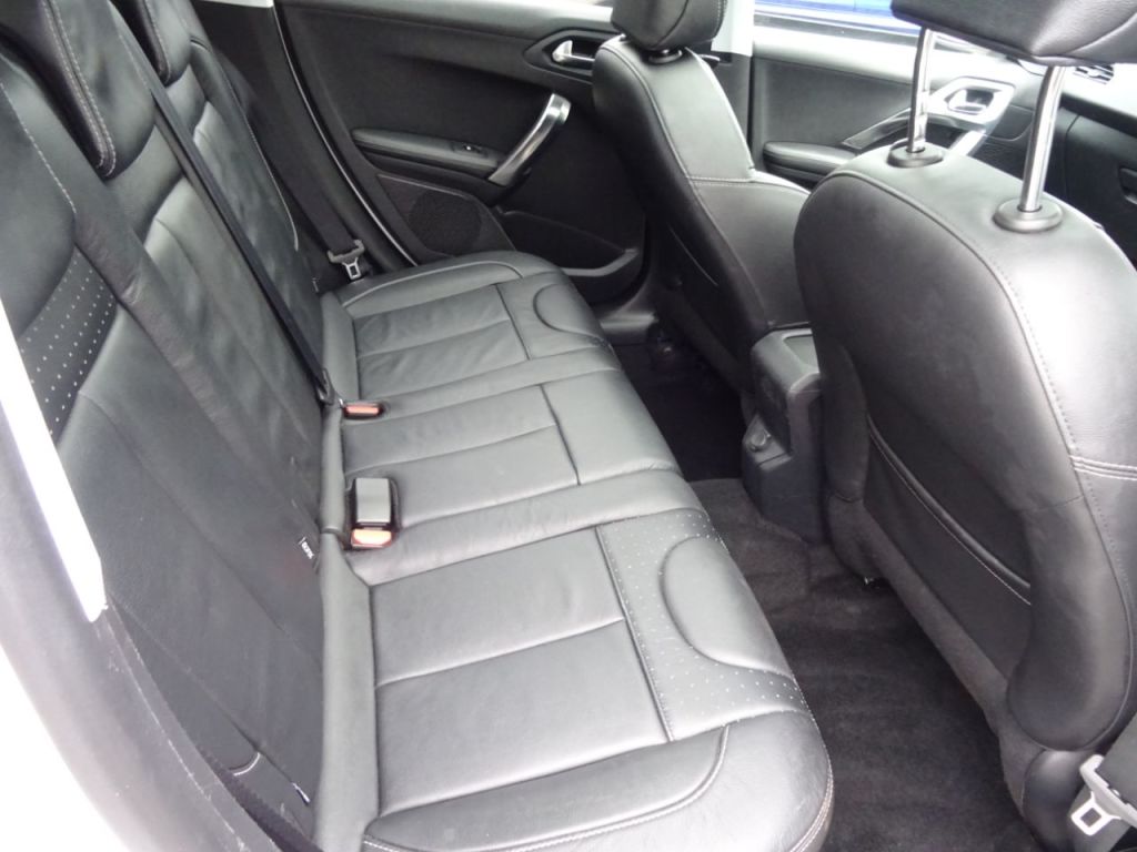 Used Peugeot 2008 2014 for sale - 77582546: Photo 10