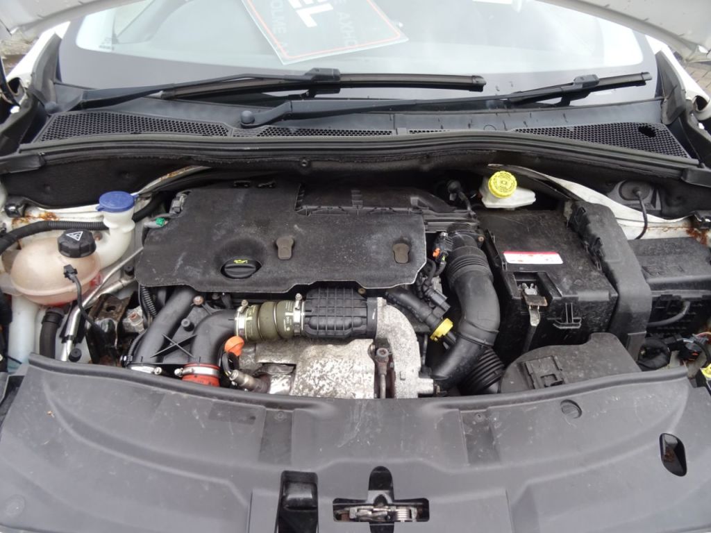 Used Peugeot 2008 2014 for sale - 77582546: Photo 12