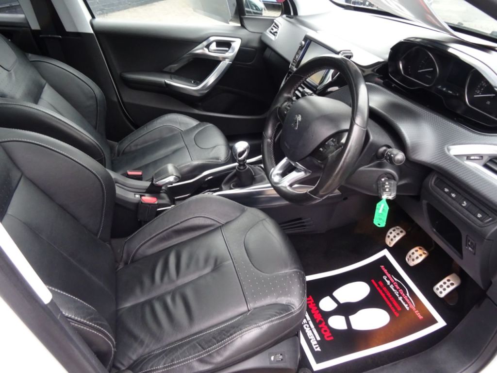 Used Peugeot 2008 2014 for sale - 77582546: Photo 9