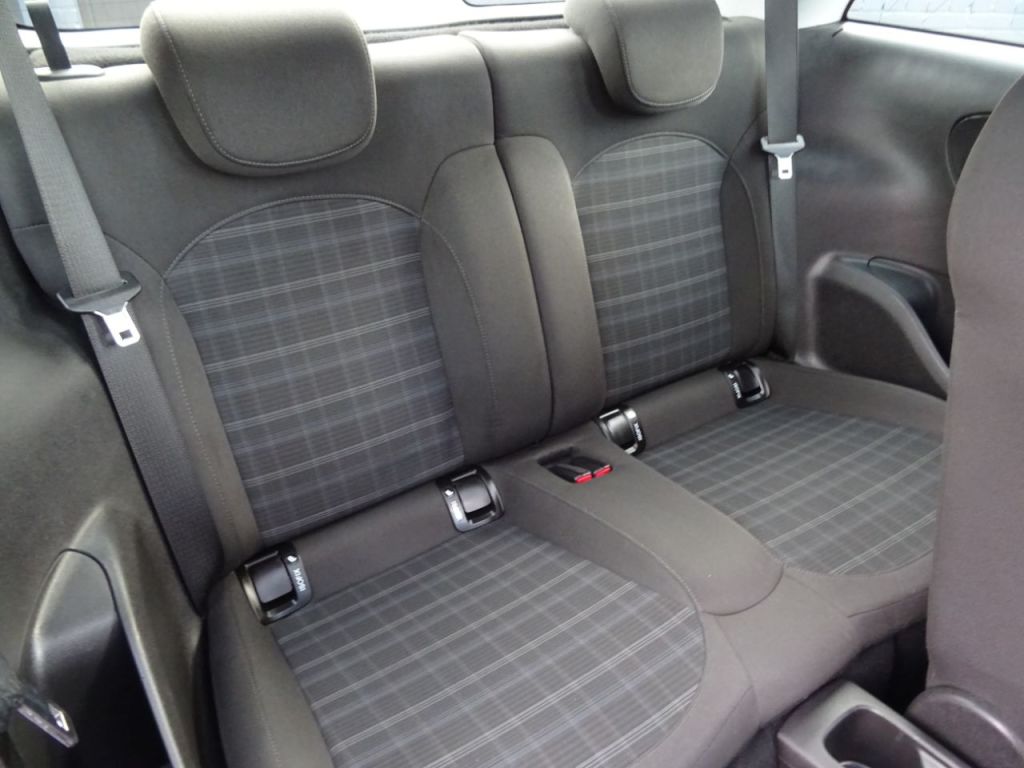 Used Vauxhall ADAM 2015 for sale - 76961746: Photo 10