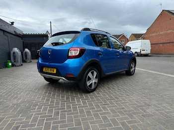 Used Dacia Sandero Stepway 2015 for sale - 78733219: Photo