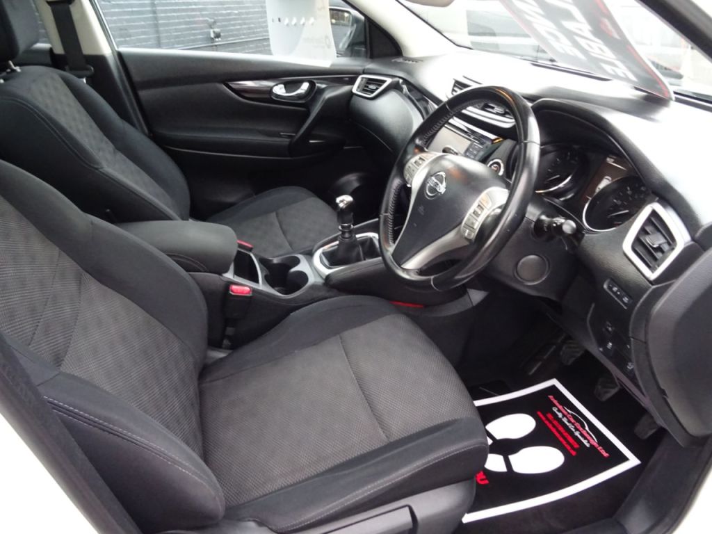 Used Nissan Qashqai 2015 for sale - 76332841: Photo 9